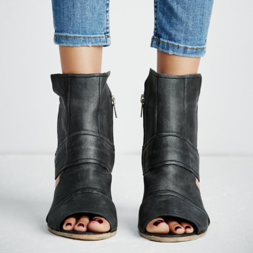 Free People Effie Block Heel NIB